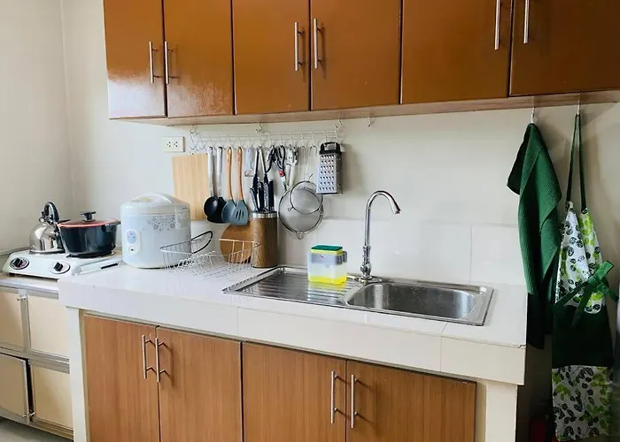 Apartment *accessible 2br Close To Sm Marikina/lrt 2*