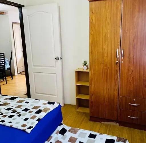 *accessible 2br Close To Sm Marikina/lrt 2* * Manila